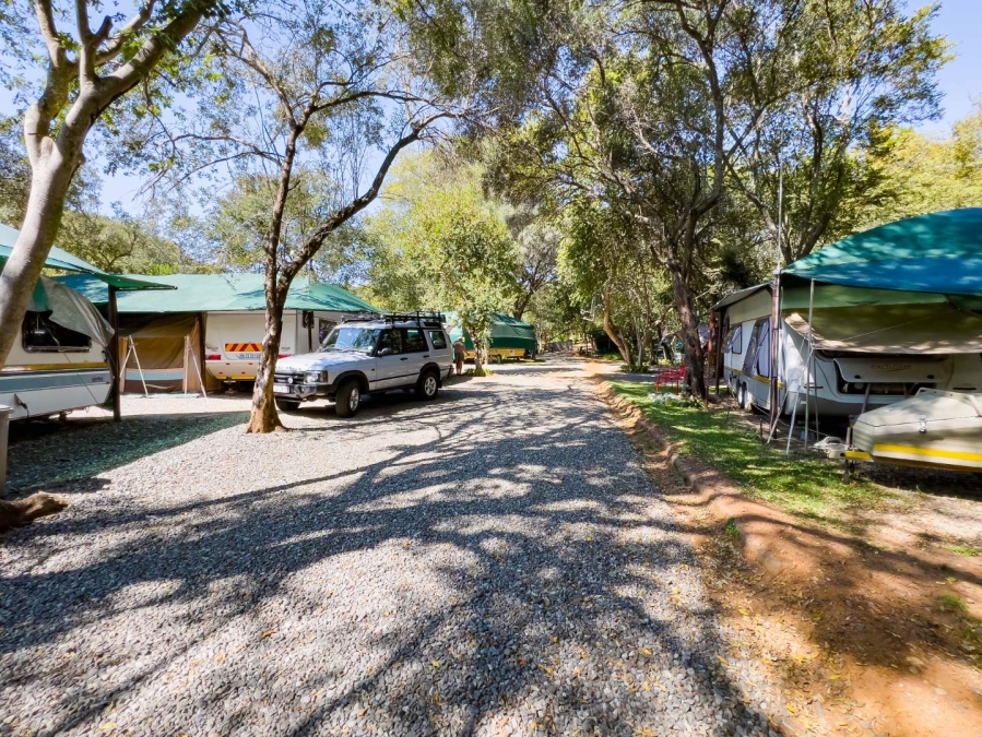 15 Bedroom Property for Sale in Hekpoort North West